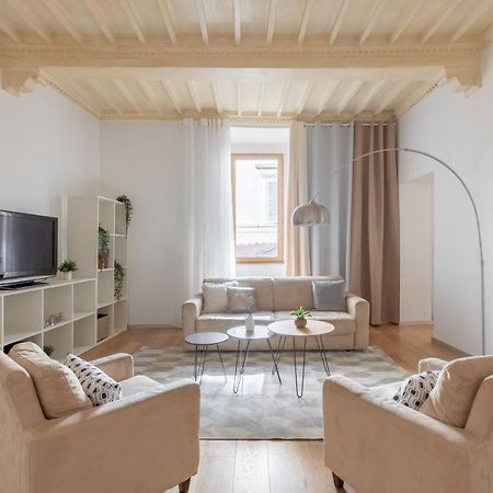 Iflat Navona White And Stylish Apartment Rom Eksteriør billede
